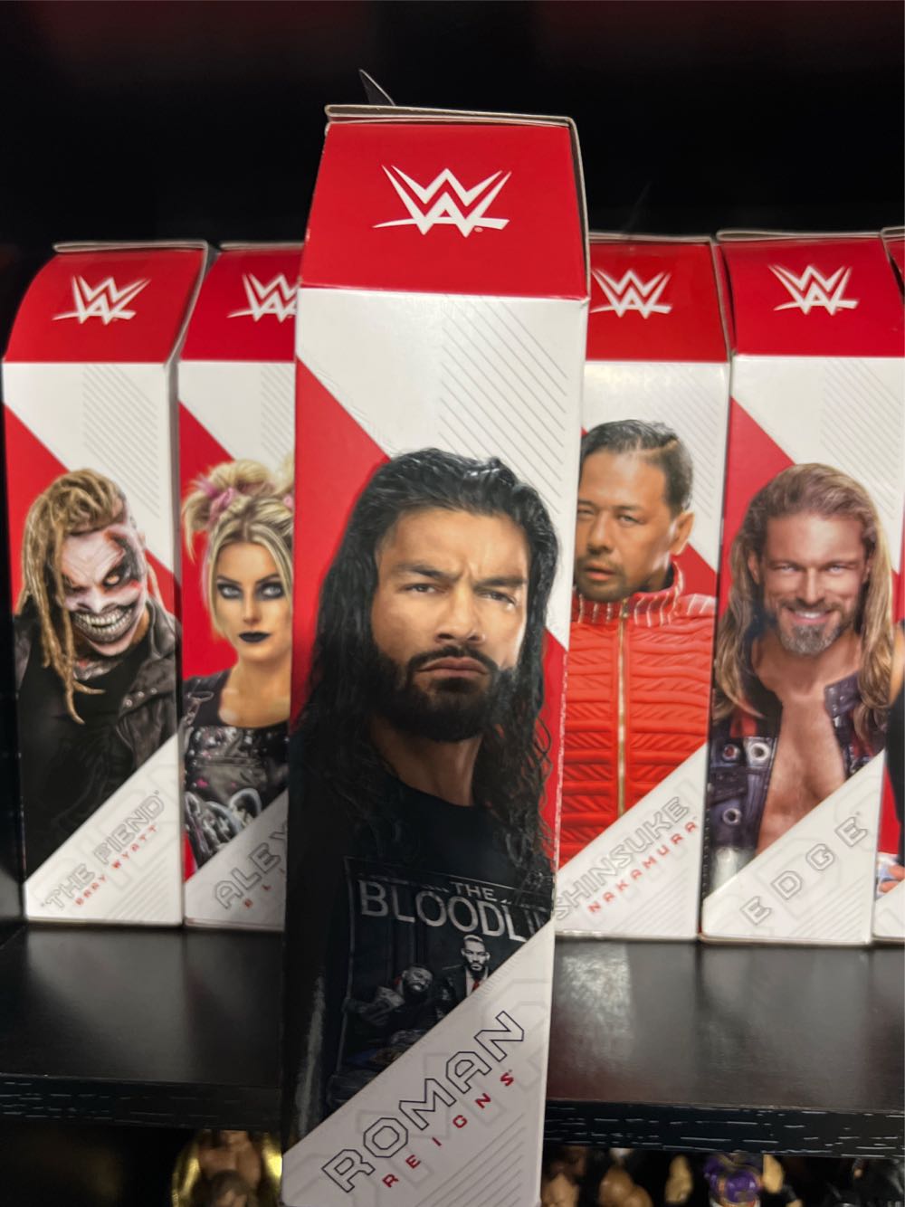 WWE Ultimate Roman Reigns 1 - Mattel (WWE Ultimate Edition) action figure collectible [Barcode 194735020577] - Main Image 4