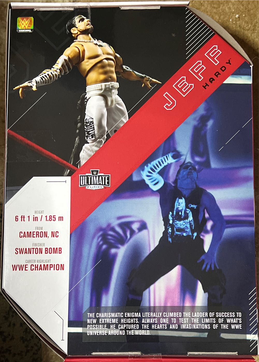 Jeff Hardy - Mattel Wwe (Ultimate Edition 14) action figure collectible [Barcode 194735020607] - Main Image 2