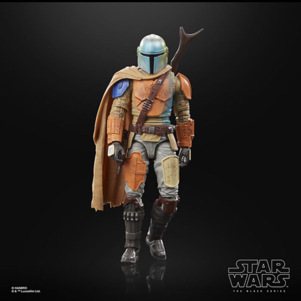 Din Djarin - Hasbro (Credit Collection) action figure collectible - Main Image 3