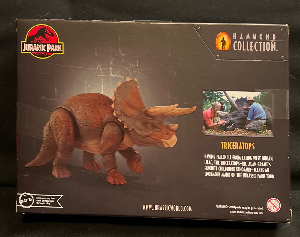 Triceratops - Mattel (Jurassic Park) action figure collectible [Barcode 194735040018] - Main Image 3
