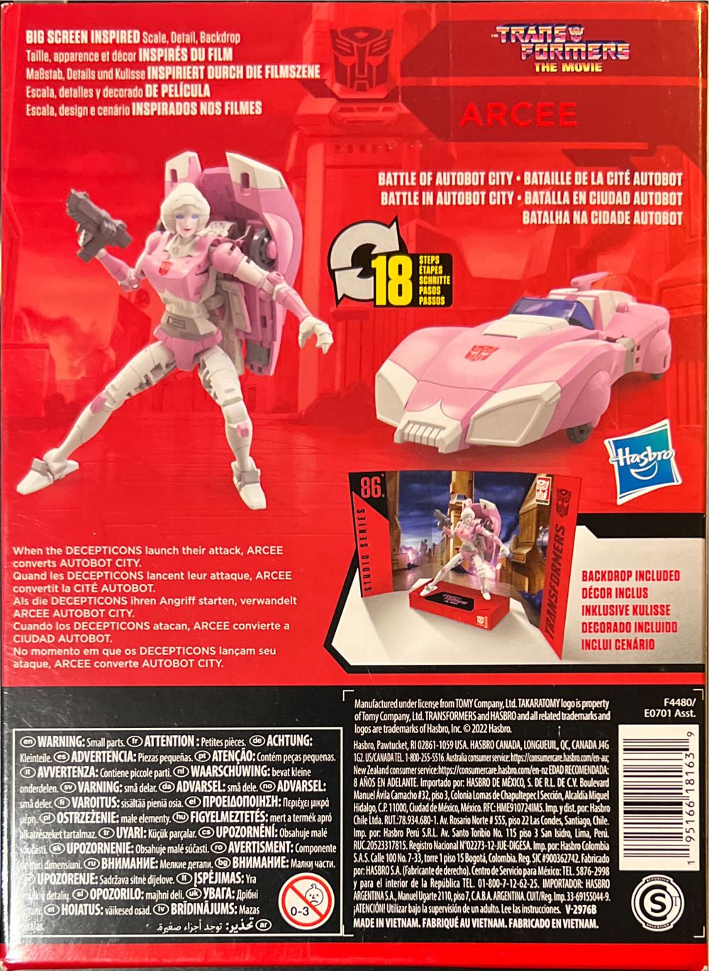 Studio Series 86 - 16 Arcee - Hasbro/Takara (Transformers Studio Series) action figure collectible [Barcode 195166181639] - Main Image 2