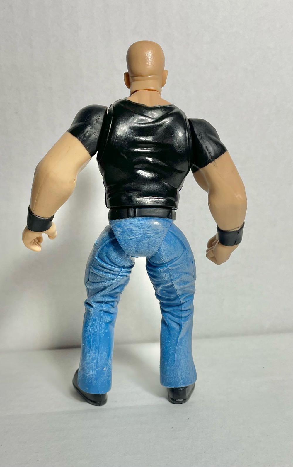 “Stone Cold” Steve Austin - WWF Jakks Pacific BCA (WWF Jakks Pacific BCA Wrestlemania XV Fully Loaded Special Edition K-Mart Exclusive Boxed Set) action figure collectible - Main Image 2