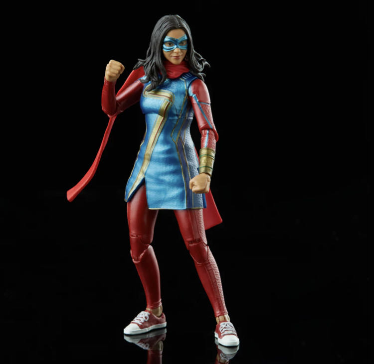 Ms. Marvel - Hasbro (Marvel Legends - BAF: Infinty Ultron) action figure collectible - Main Image 2