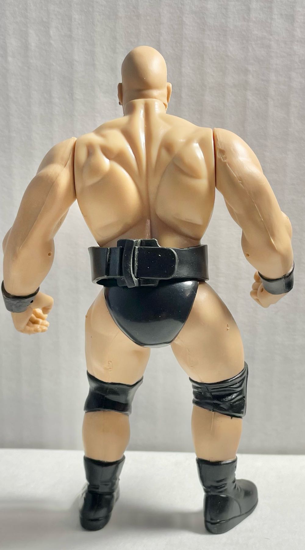 Kane - WWF Jakks Pacific BCA (WWF Jakks Pacific BCA Championship Title Belt Series Special Collector’s Edition Toys ‘R Us Exclusive) action figure collectible - Main Image 2