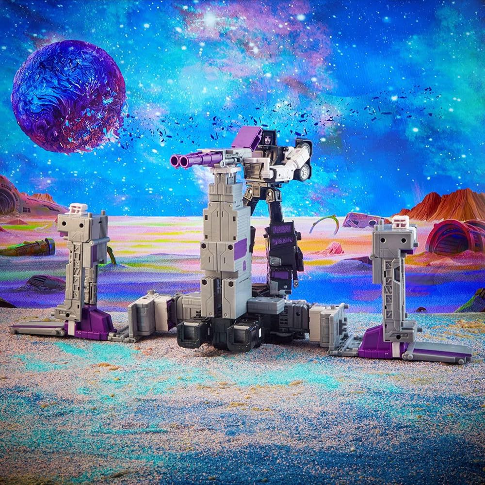 Decepticon MOTORMASTER - Hasbro/Takara (Commander Class) action figure collectible [Barcode 5010994111366] - Main Image 4