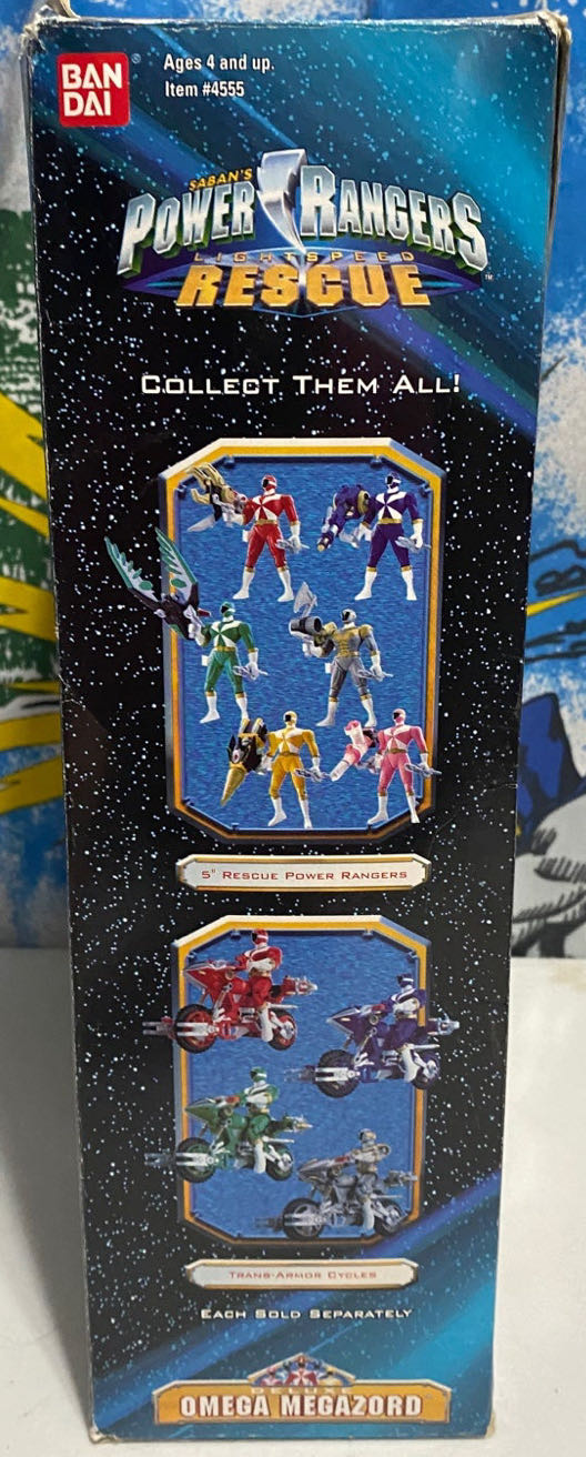 Power Rangers Lightspeed Rescue Deluxe Omega ... - Bandai action figure collectible [Barcode 045557045555] - Main Image 2