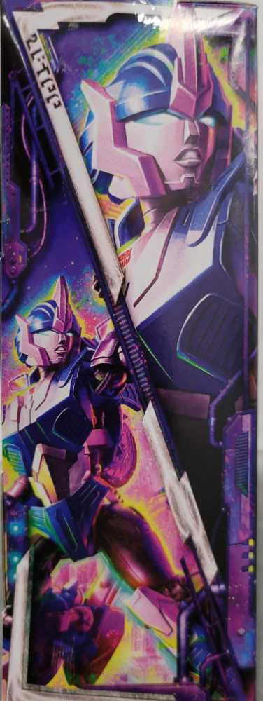 Arcee Prime Universe - Hasbro (Legacy) action figure collectible - Main Image 2