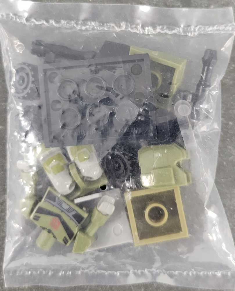 Bulkhead (Bagged) - Hasbro (Kre-o) action figure collectible - Main Image 2