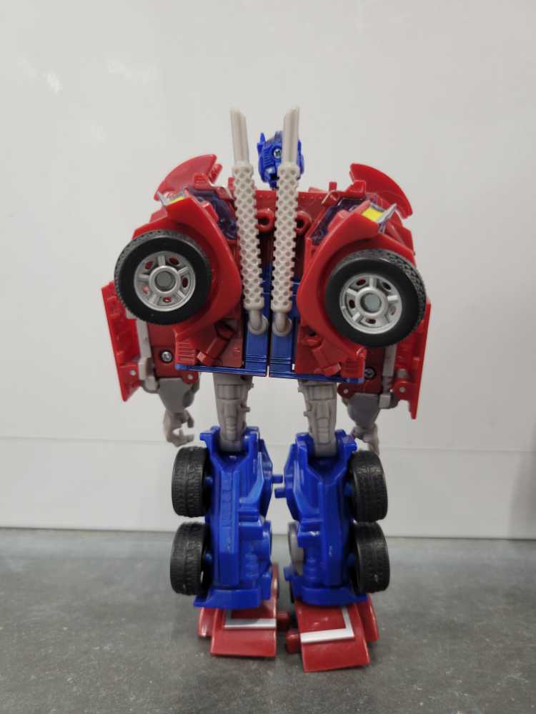 Optimus Prime VS Megatron A Rivalry Reborn - Hasbro (Prime First Edition) action figure collectible - Main Image 4