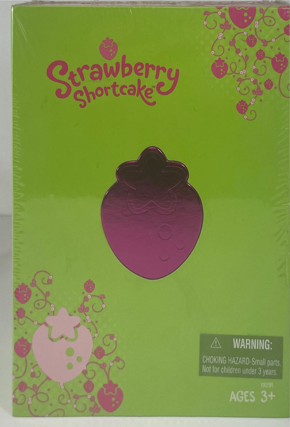 Strawberry Shortcake SDCC 2010 - Hasbro (Strawberry Shortcake) action figure collectible [Barcode 653569502562] - Main Image 2