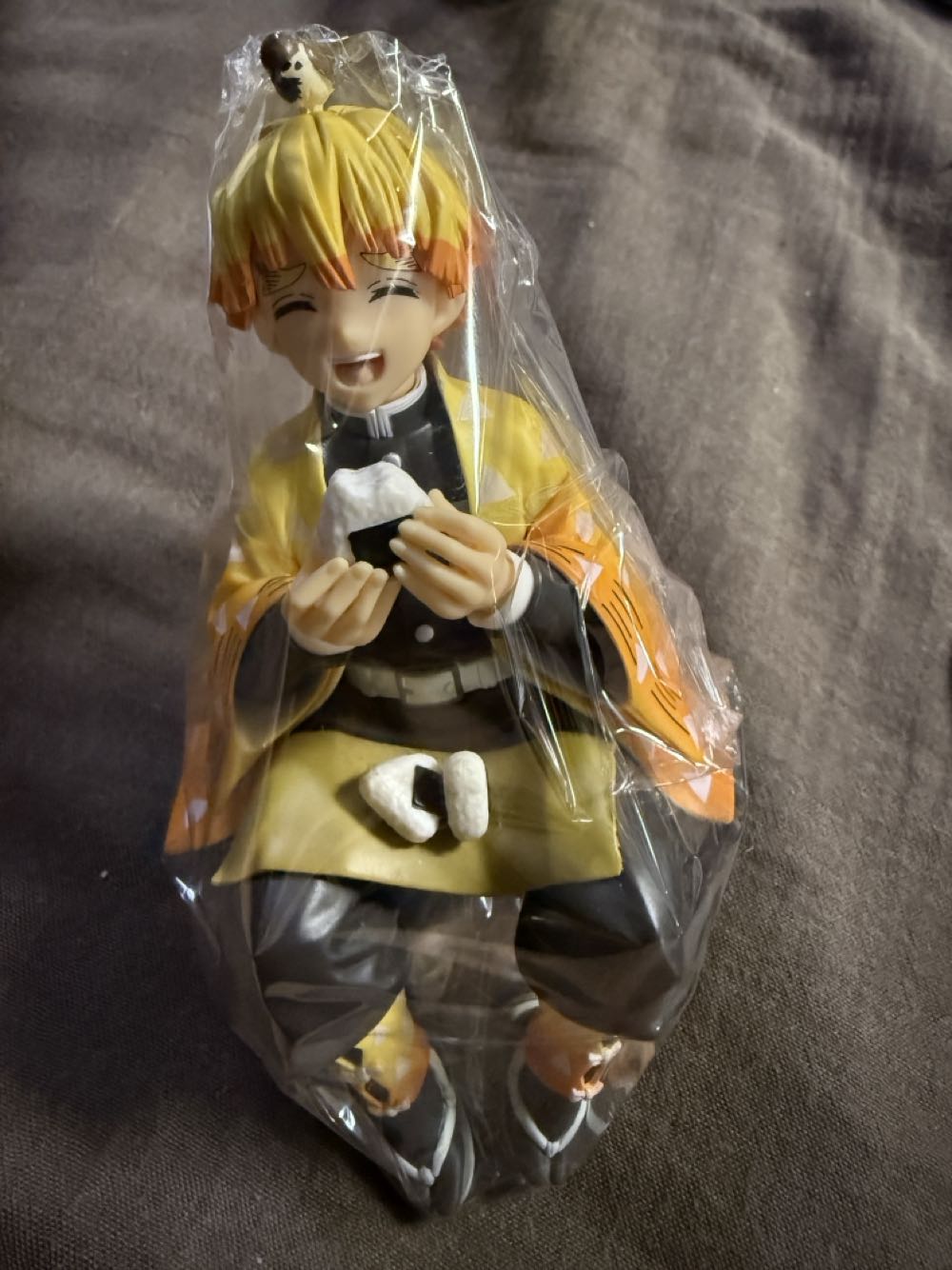 Zenitsu Sitting Version With Bird Noodle Stopper - Sega (Demon Slayer) action figure collectible - Main Image 3