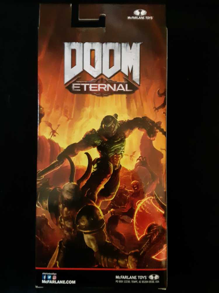 DOOM - Slayer (Classic) - McFarlane Toys (Doom Eternal) action figure collectible [Barcode 787926111378] - Main Image 2