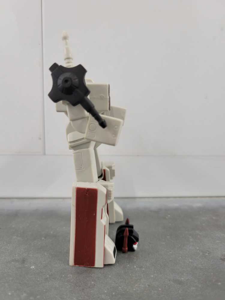 Metroplex 2nd - Takara (Heroes Of Cybertron SCF) action figure collectible - Main Image 2