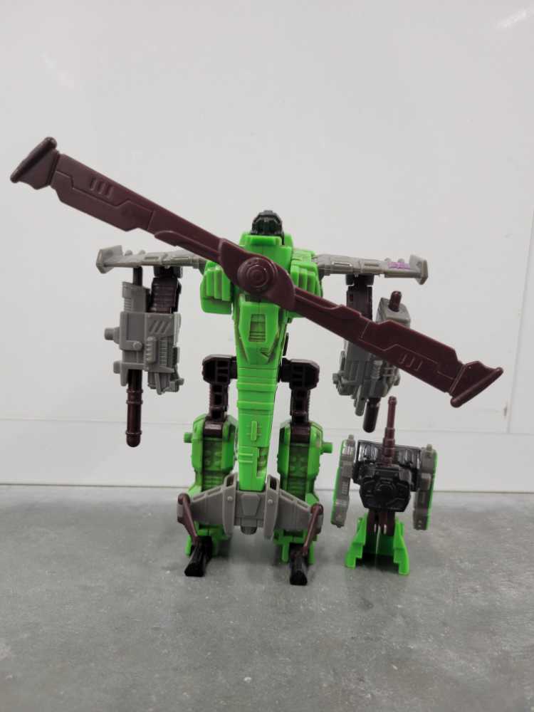 Cyclonus With Crumplezone Powerlinx  - Hasbro (Armada) action figure collectible - Main Image 4