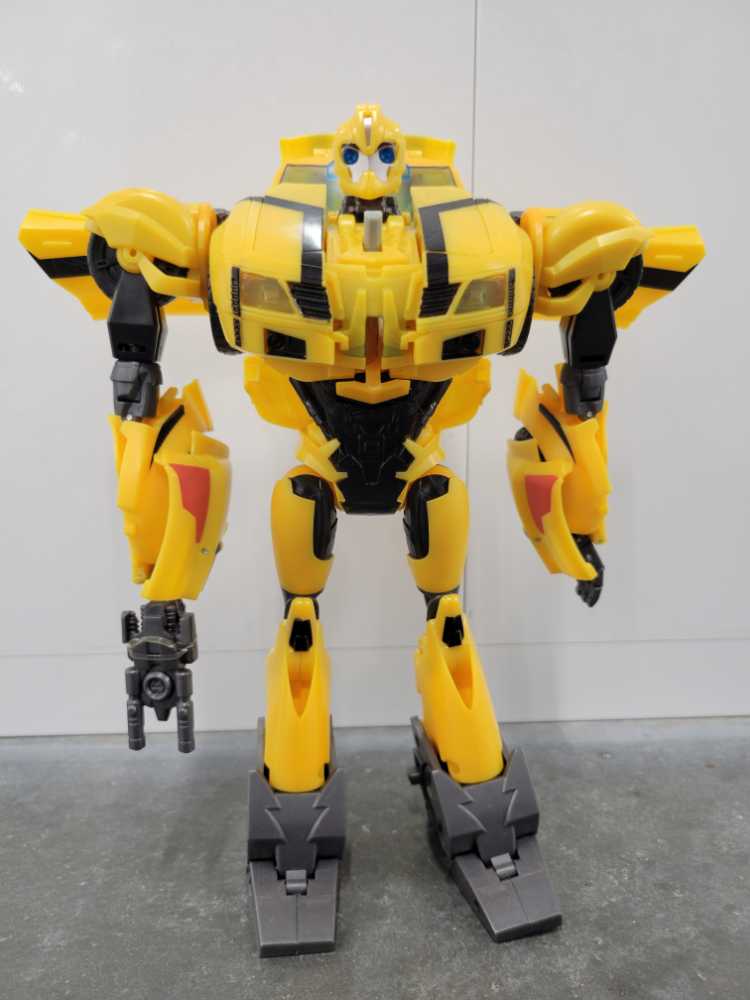 Bumblebee Weaponizer  - Hasbro (Prime) action figure collectible - Main Image 2