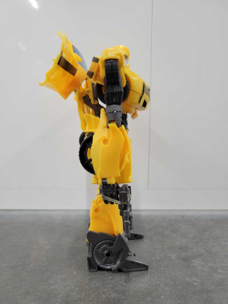 Bumblebee Weaponizer  - Hasbro (Prime) action figure collectible - Main Image 3