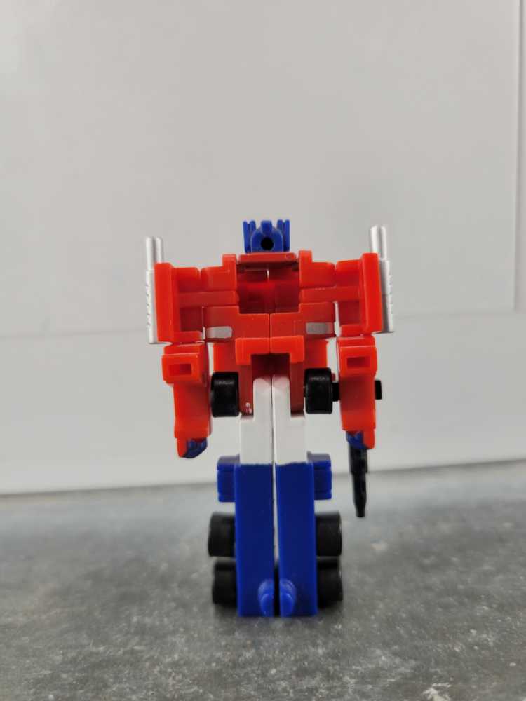 Optimus Prime 1st (Robot Mode) - Takara (World’s Smallest Transformers WST) action figure collectible - Main Image 3