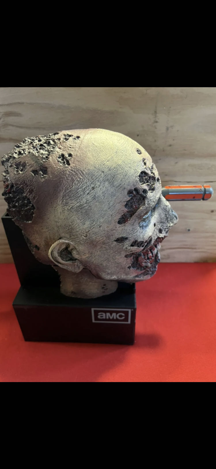 Walking Dead: Season 2 Limited Edition - McFarlane Toys action figure collectible - Main Image 3