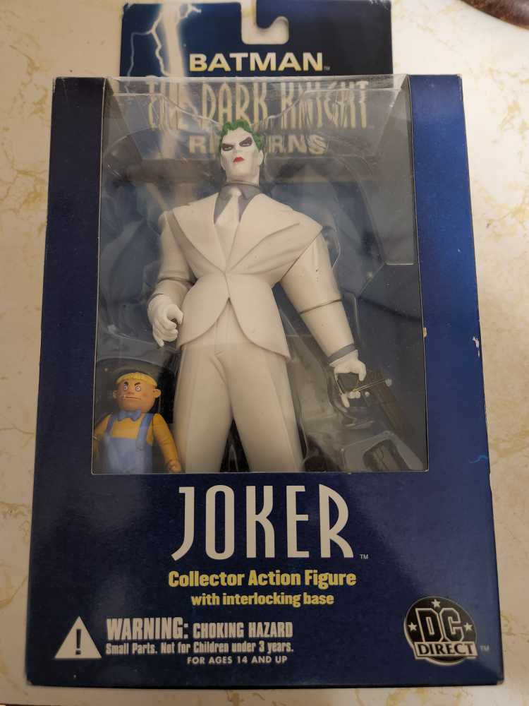 Joker The Dark Knight Returns - DC Direct action figure collectible [Barcode 5177918778705] - Main Image 1
