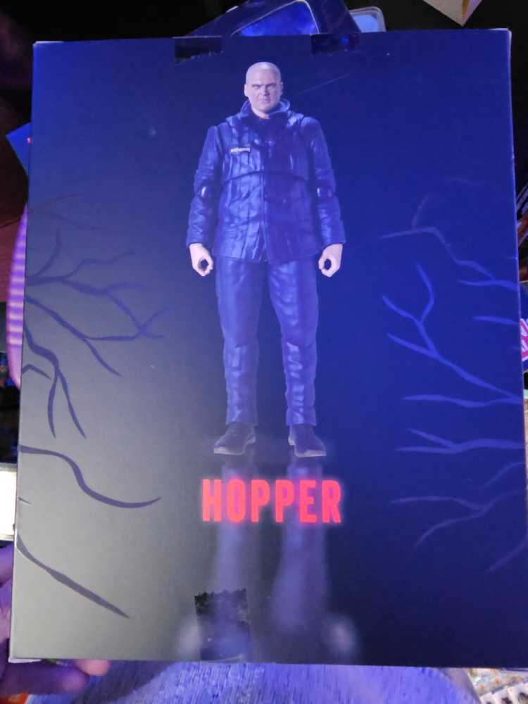 Hopper - City - Thugs (Prisoner) action figure collectible [Barcode 045557890179] - Main Image 2