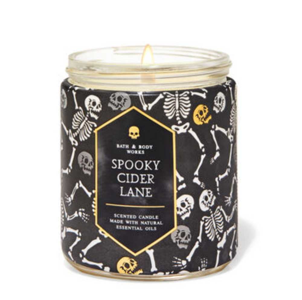 CANDLE: Halloween Bath & Bodyworks Spooky Cider Lane Single Wick 2022 - Bath & Bodyworks Candle (Halloween Candle) action figure collectible [Barcode 667557285962] - Main Image 4