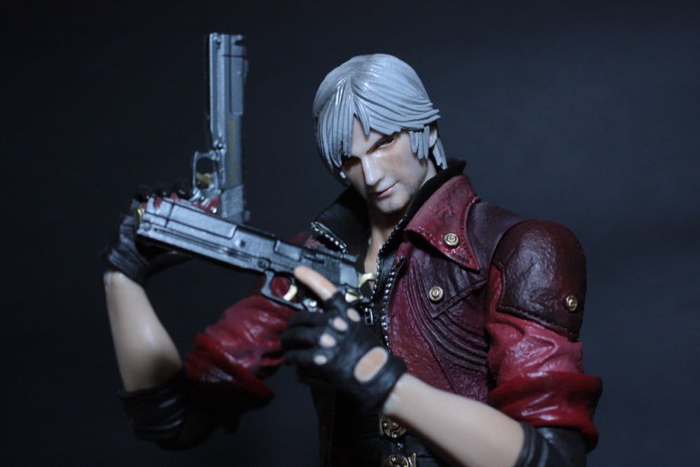 Devil May Cry 4 - Dante - Play Arts Kai (Games) action figure collectible [Barcode 4988601313674] - Main Image 3