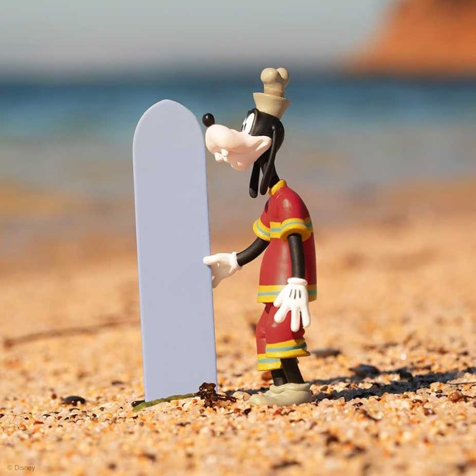 Goofy (Hawaiian Holiday) - Super7 (Disney) action figure collectible [Barcode 840049814240] - Main Image 3