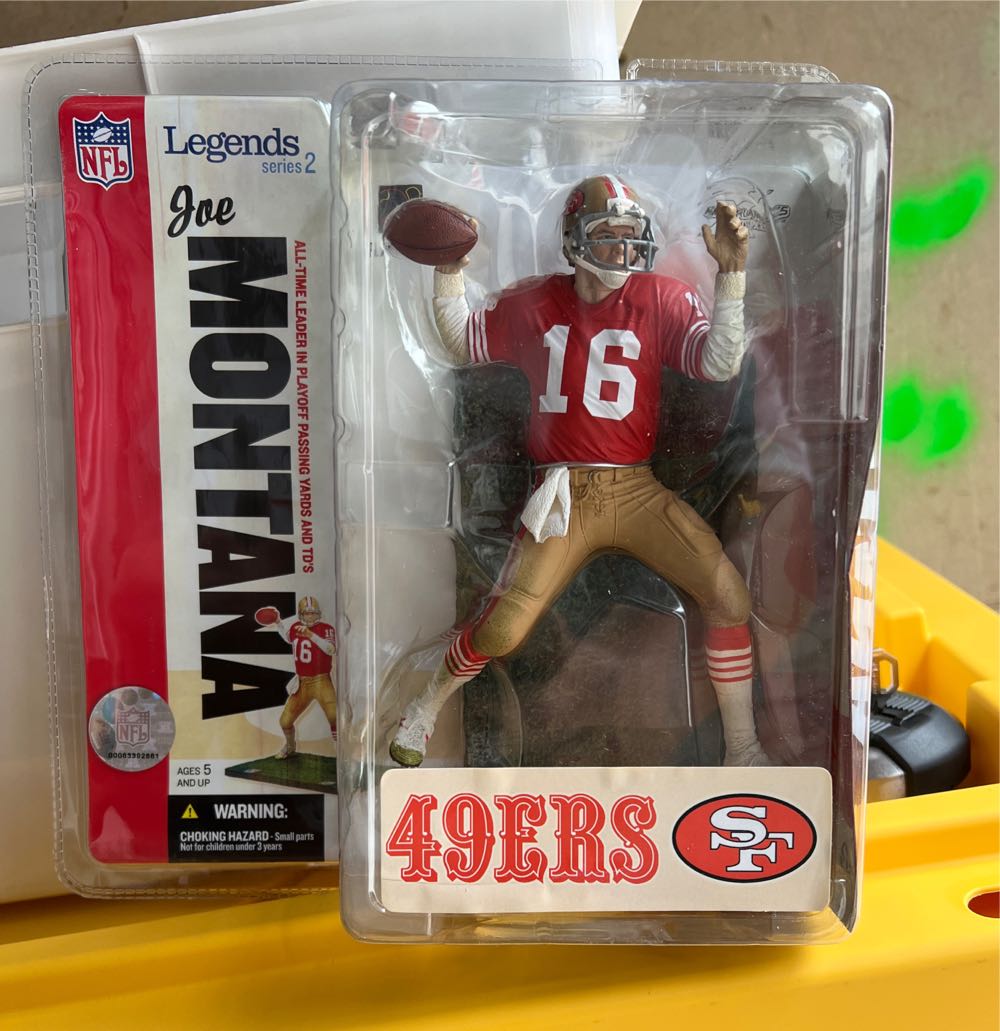 Mcfarlane Nfl Legends Series 2 Joe Montana San Francisco 49ers Sealed Nip  action figure collectible [Barcode 787926743920] - Main Image 2
