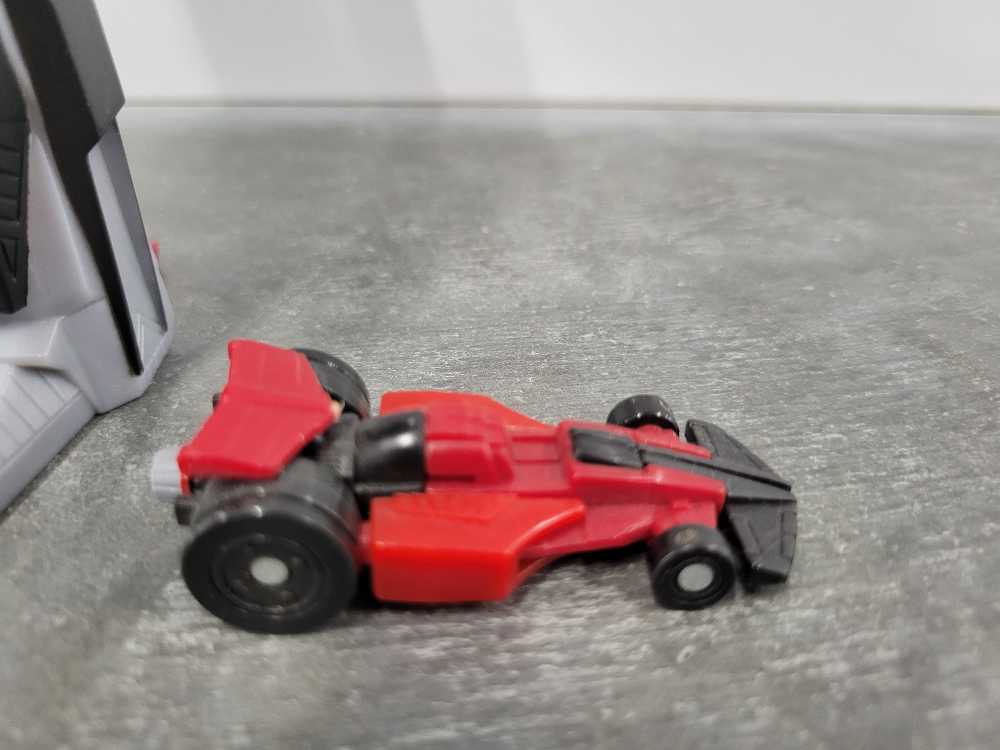 Swindle With Starscream 1st - Hasbro (Armada) action figure collectible - Main Image 3