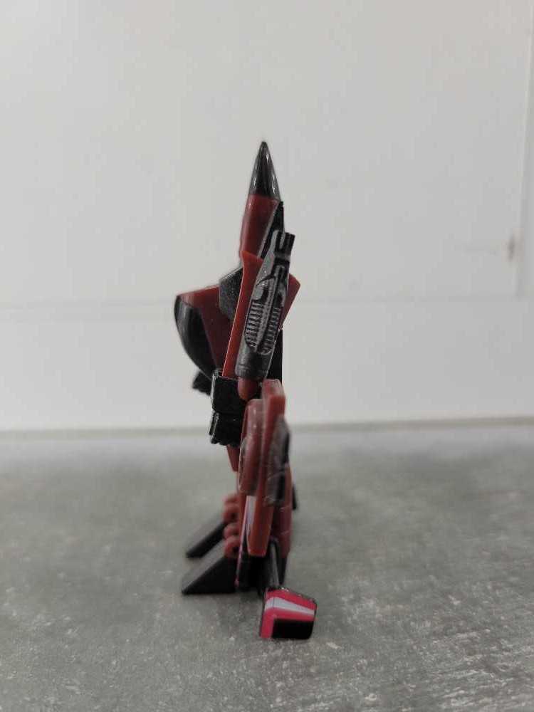 Thrust 2nd (Robot Mode)  - Hasbro (World’s Smallest Transformers WST) action figure collectible - Main Image 4