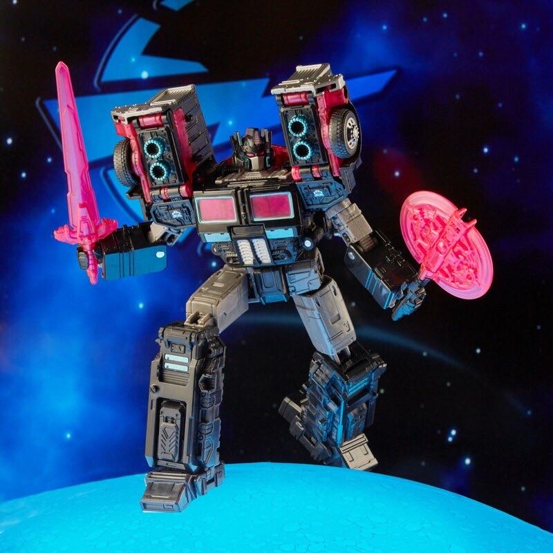 Velocitron Speedia 500 Scourge - Hasbro (Transformers Legacy) action figure collectible [Barcode 5010994131623] - Main Image 2