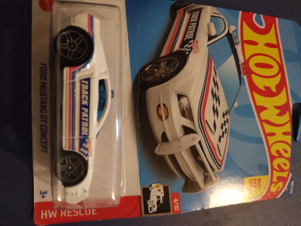 Classic Cohort Collection ( Foot Soldier, Mutangen Man, Leatherhead and Wingnut and Screwloose)