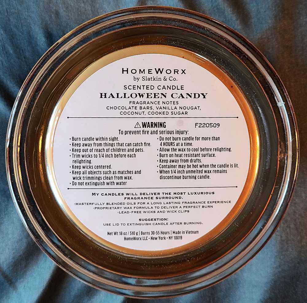 CANDLE: Halloween HomeWorx Halloween Candy 2022 - Homeworx (Halloween Candle) action figure collectible - Main Image 2