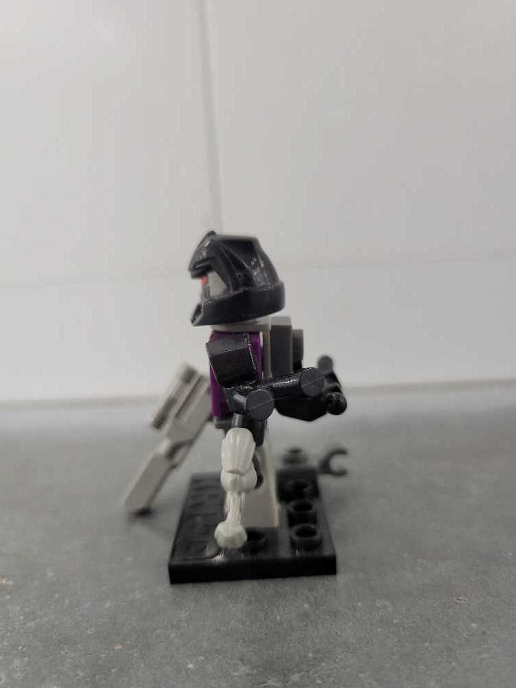 Hardshell - Hasbro (Kre-o) action figure collectible - Main Image 4