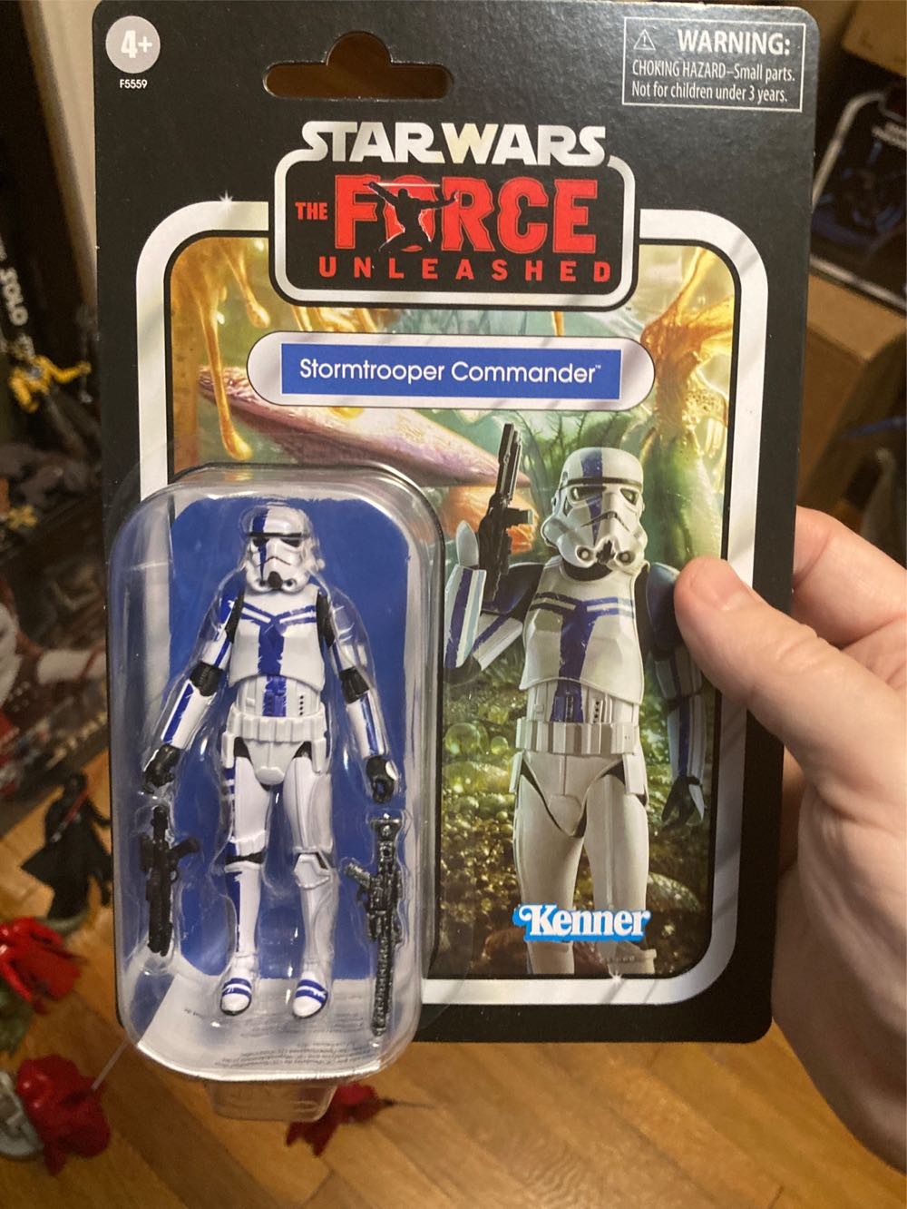 Stormtrooper Commander - Hasbro (Star Wars - Vintage Collection) action figure collectible [Barcode 5010993967858] - Main Image 4