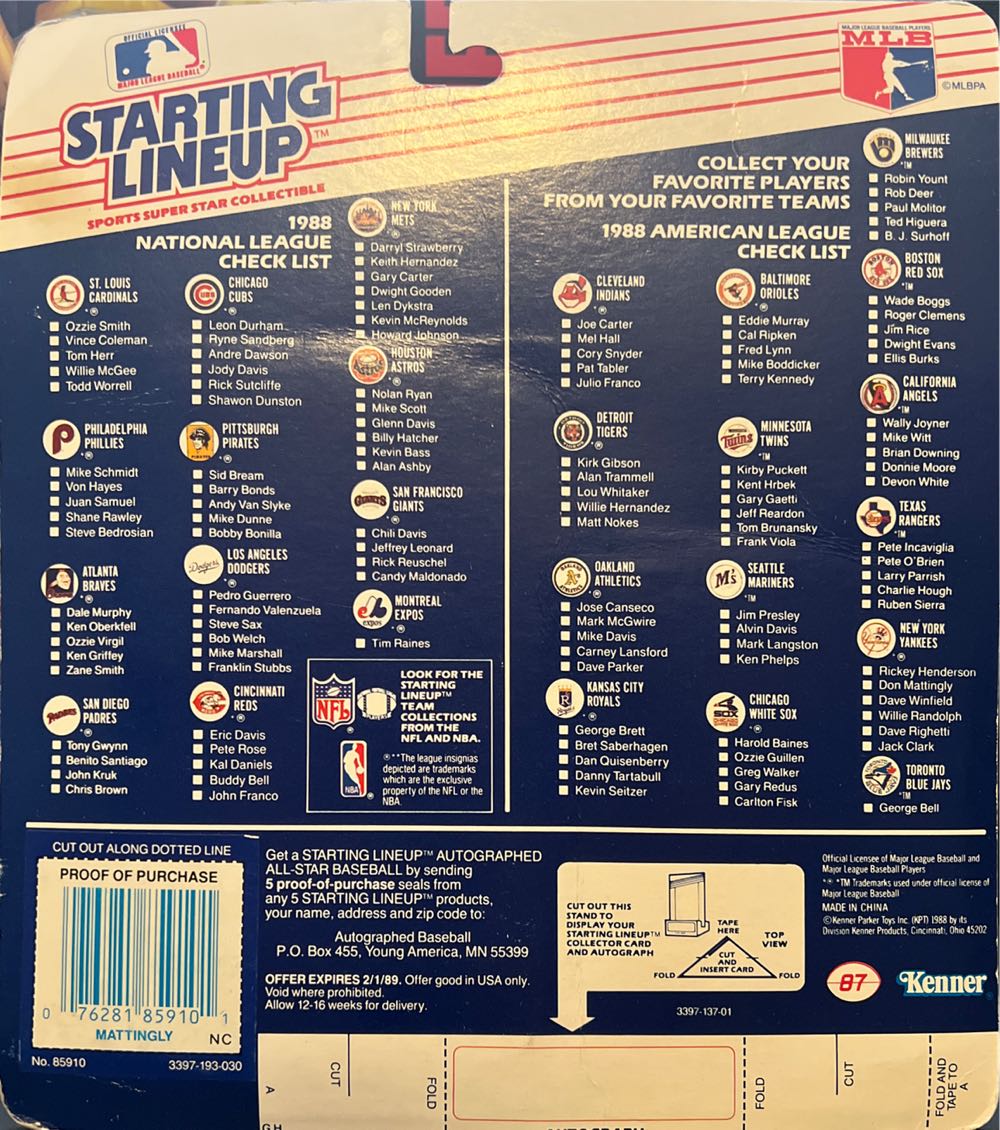 Starting Lineup Don Mattingly New York Yankees - Kenner (Baseball) action figure collectible [Barcode 076281859101] - Main Image 2