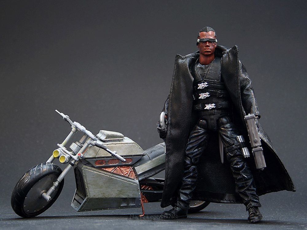 Blade - Marvel Legends - Toy Biz (Marvel Legends) action figure collectible - Main Image 2