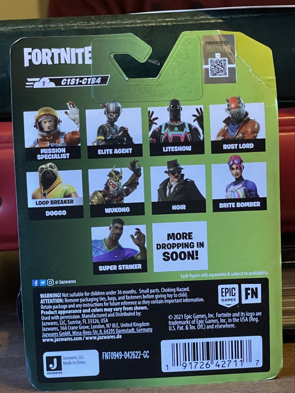 Fortnite : Skull Trooper Green Glow Legendary Micro Series  action figure collectible [Barcode 191726427117] - Main Image 2