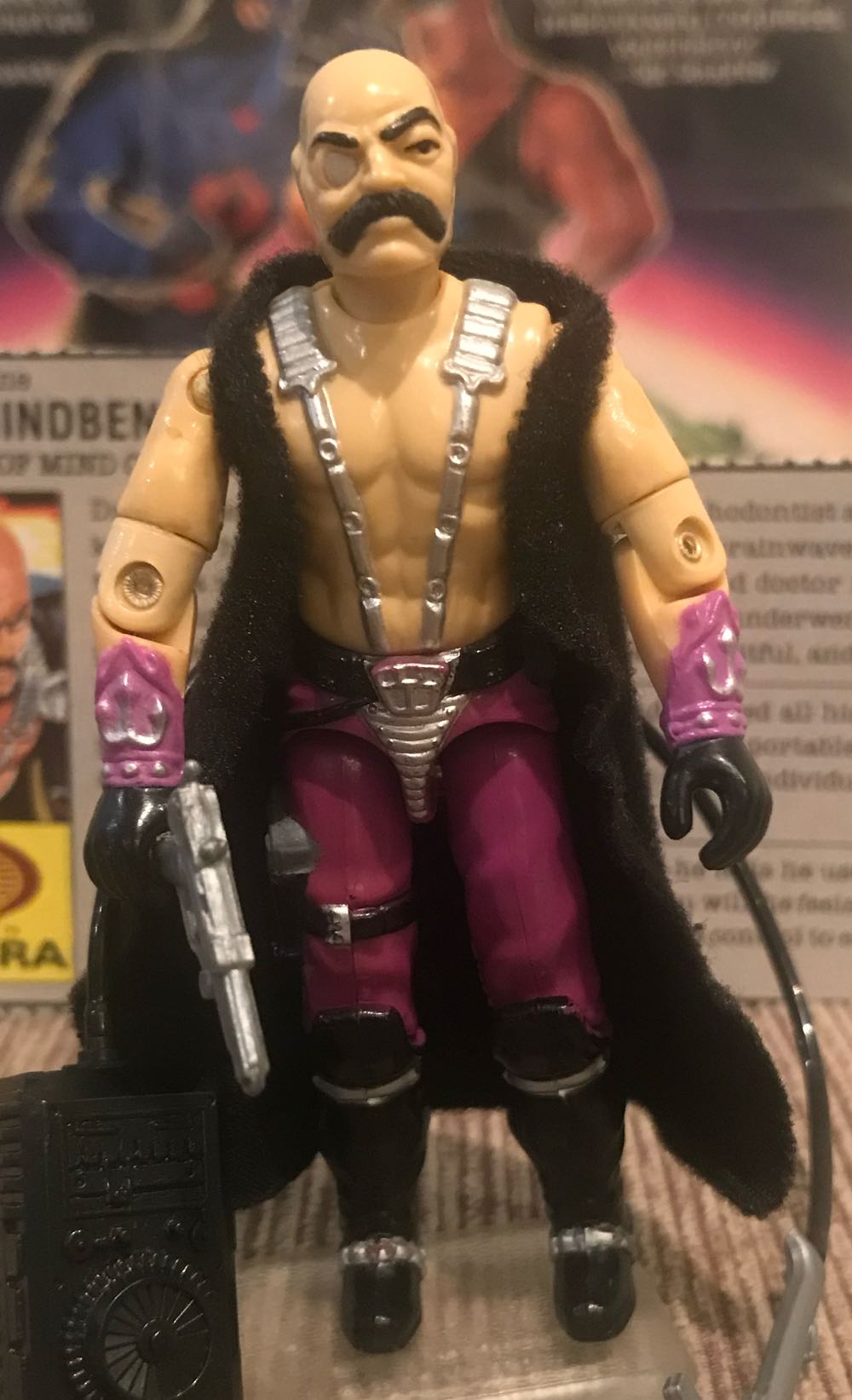 1986 Dr. Mindbender v1 - Hasbro (G.I. Joe) action figure collectible - Main Image 2