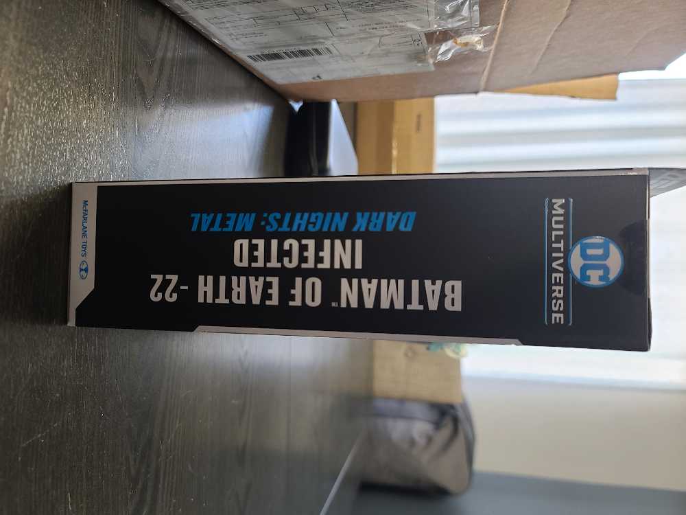 DC Multiverse Death Knights: Metal Batman Of Earth 22 (Infected) - McFarlane Toys (DC Multiverse (Dark Knights: Metal)) action figure collectible - Main Image 2