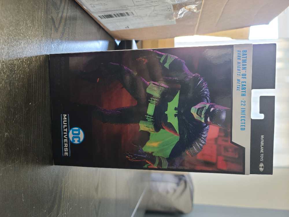 DC Multiverse Death Knights: Metal Batman Of Earth 22 (Infected) - McFarlane Toys (DC Multiverse (Dark Knights: Metal)) action figure collectible - Main Image 3