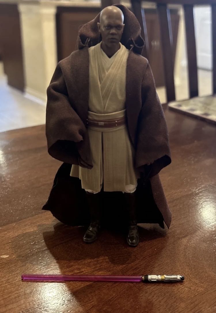 Mace Windu - Disney/Hasbro (Star Wars The Black Series 6) action figure collectible - Main Image 3