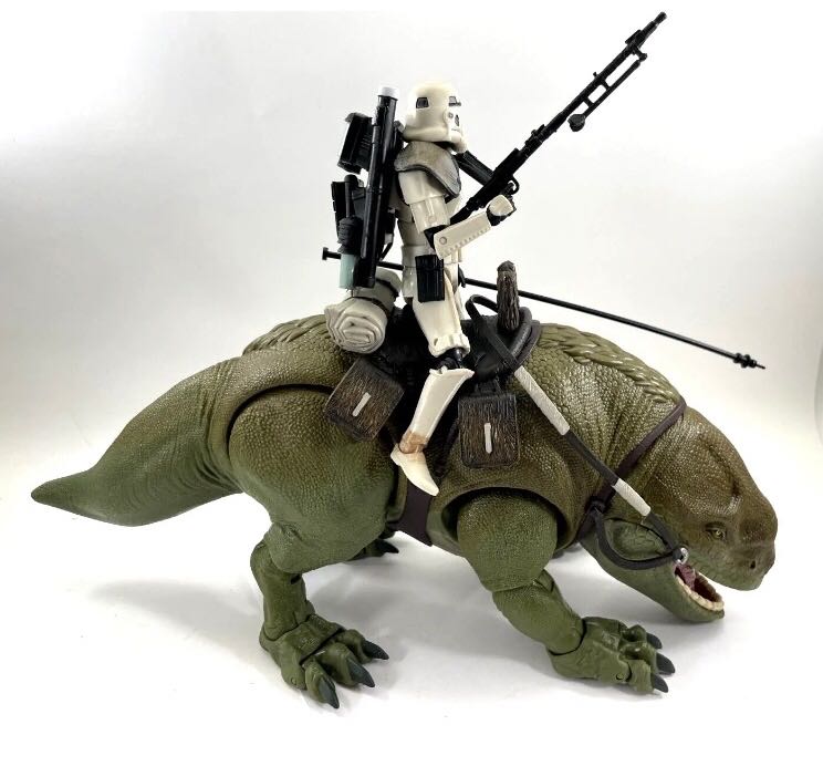 Dewback with Sandtrooper (Grey Pauldron) - Hasbro (Star Wars Episode IV: A New Hope) action figure collectible - Main Image 4