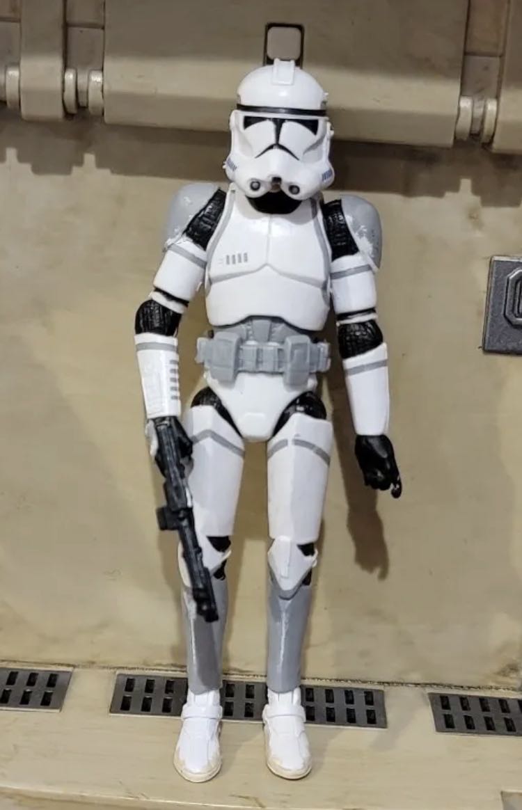 41st Elite Corps Clone Trooper - Kenner/Hasbro (Star Wars The Vintage Collection) action figure collectible - Main Image 3