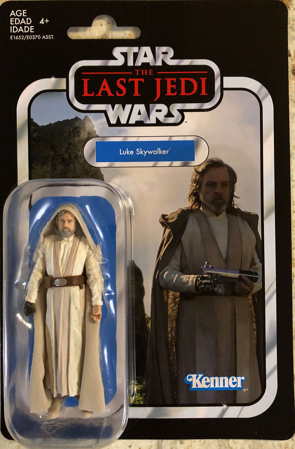 Mighty Morphin Power Rangers Lightning Collection Blue Ranger Helmet