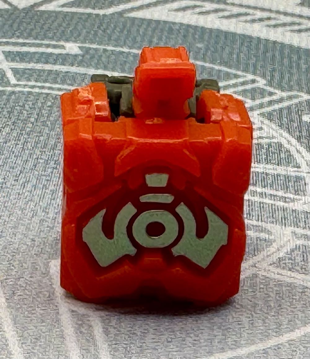 Micronus - Hasbro (Transformers Power Of The Primes) action figure collectible - Main Image 4