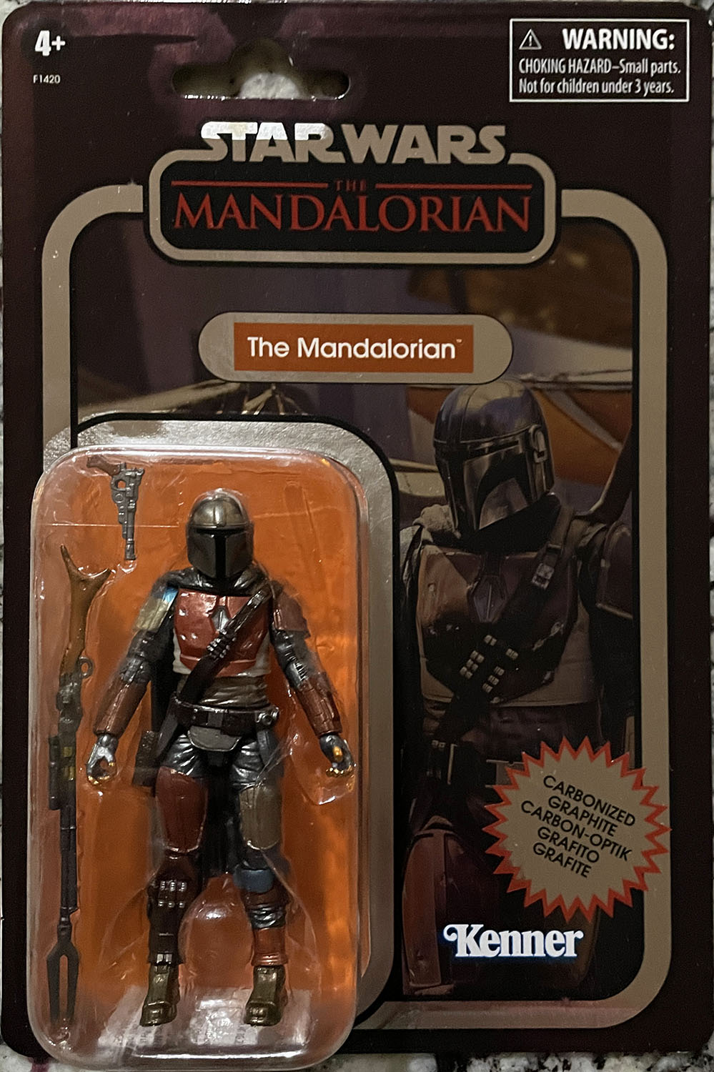 Din Djarin (Carbonized) - Kenner/Hasbro (Star Wars The Vintage Collection) action figure collectible - Main Image 1