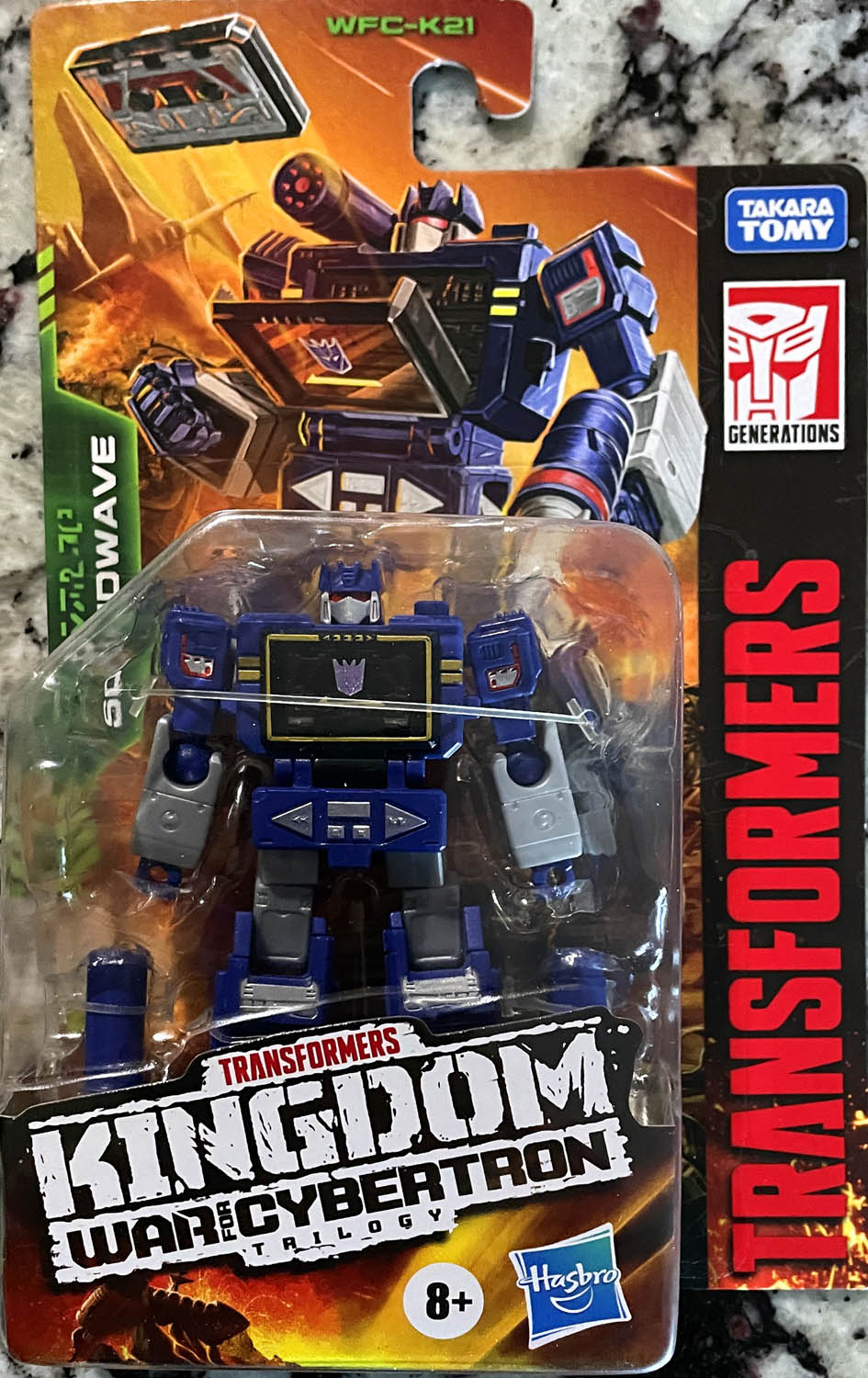 Soundwave - Hasbro (Transformers: Kingdom War for Cybertron) action figure collectible - Main Image 1