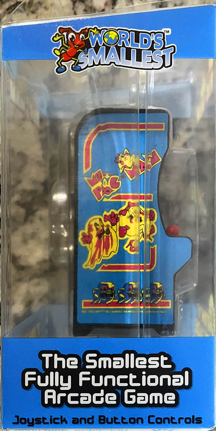 Ms Pac-Man - Worlds Smallest Toys (Tiny Arcade) action figure collectible - Main Image 2