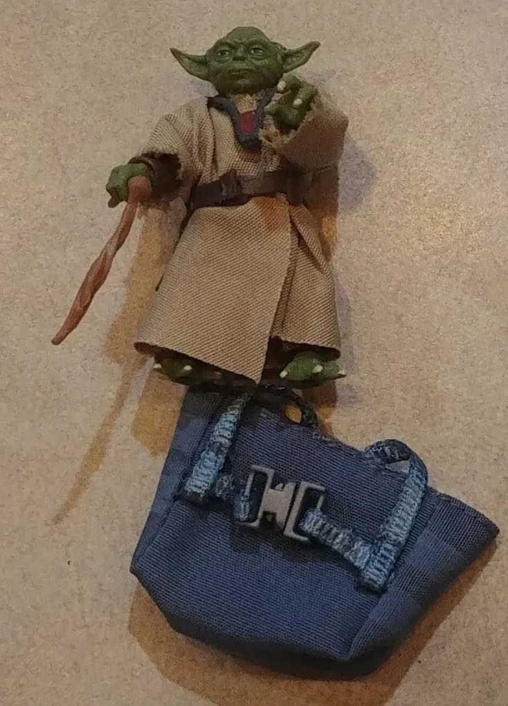 Yoda - Kenner/Hasbro (Star Wars The Vintage Collection) action figure collectible - Main Image 3